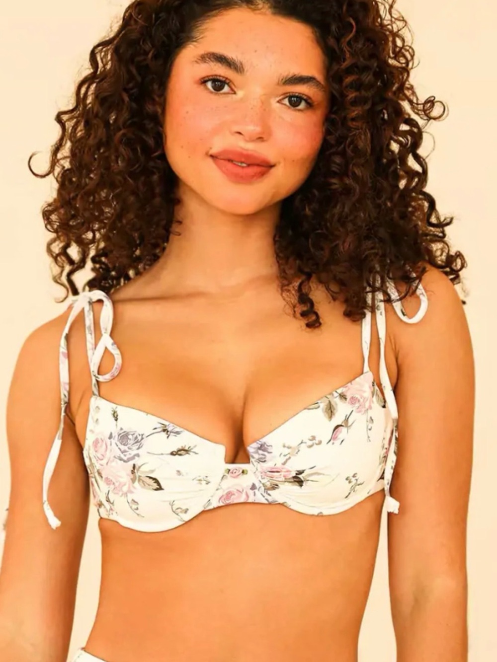 Dippin Daisys Floral Bikini w/ Matching Sarong
